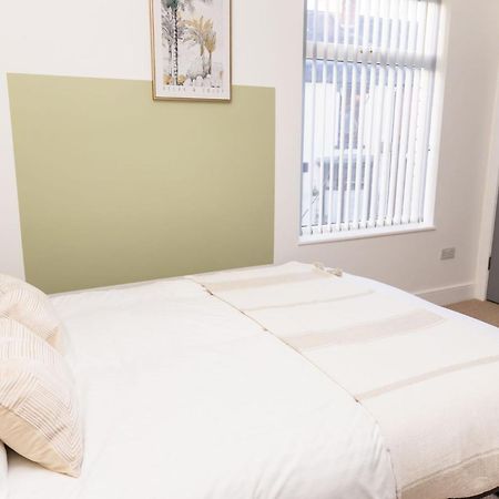 Muriel Retreat - Central Location - Free Parking, Fast Wifi, Smarttv With Netflix By Yoko Property Villa Redcar Esterno foto