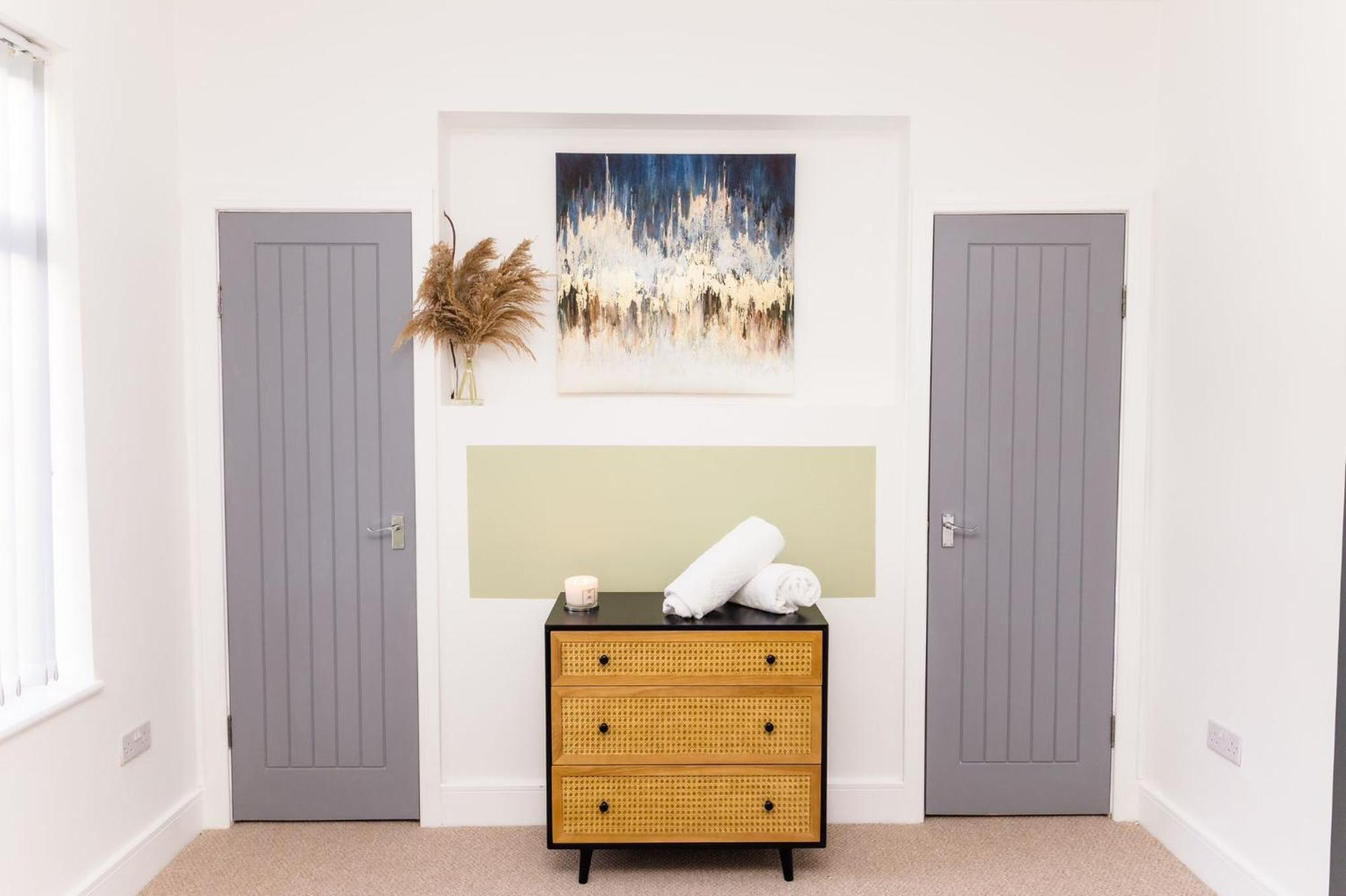 Muriel Retreat - Central Location - Free Parking, Fast Wifi, Smarttv With Netflix By Yoko Property Villa Redcar Esterno foto